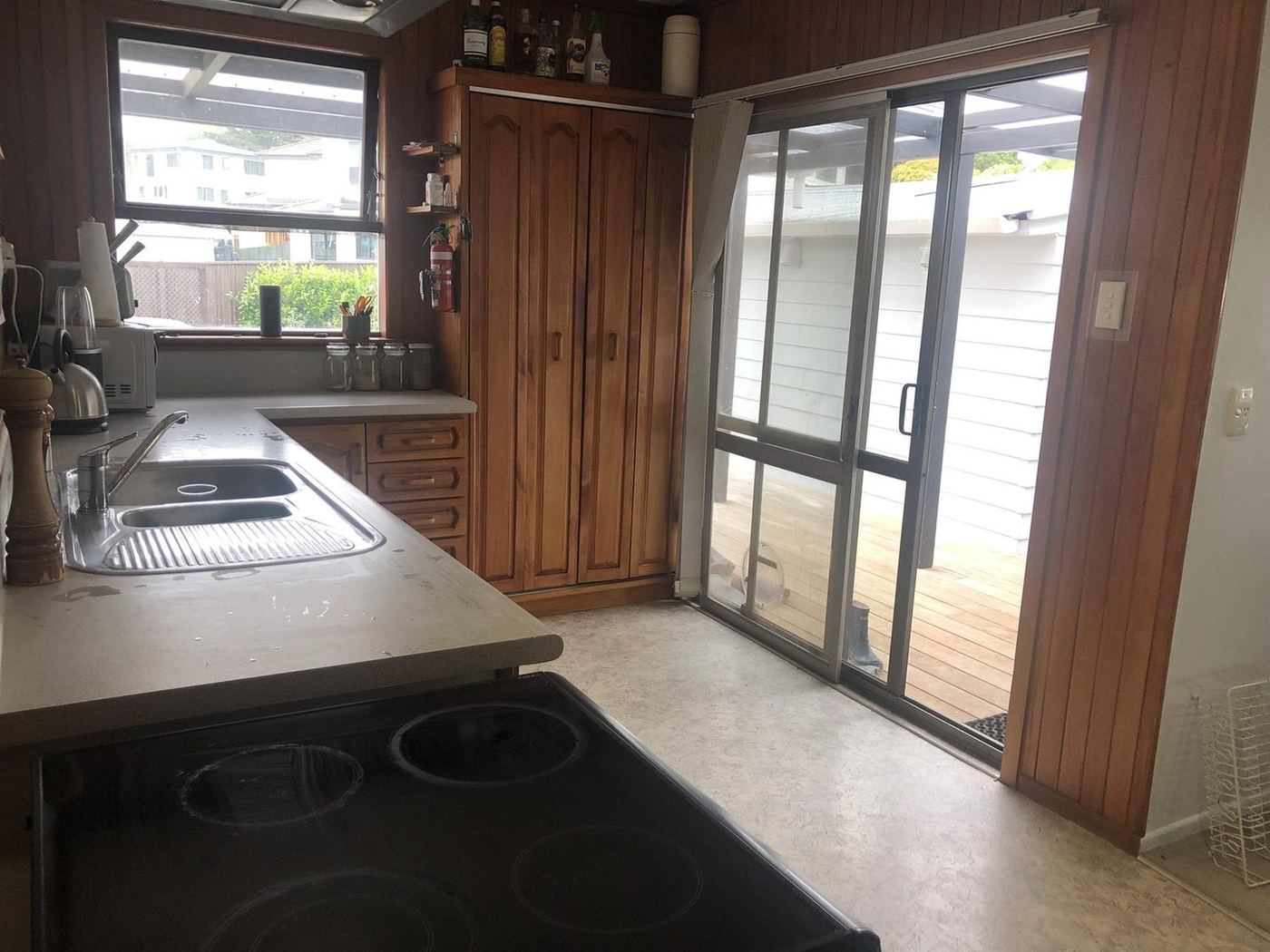 Kitchen before renovation
