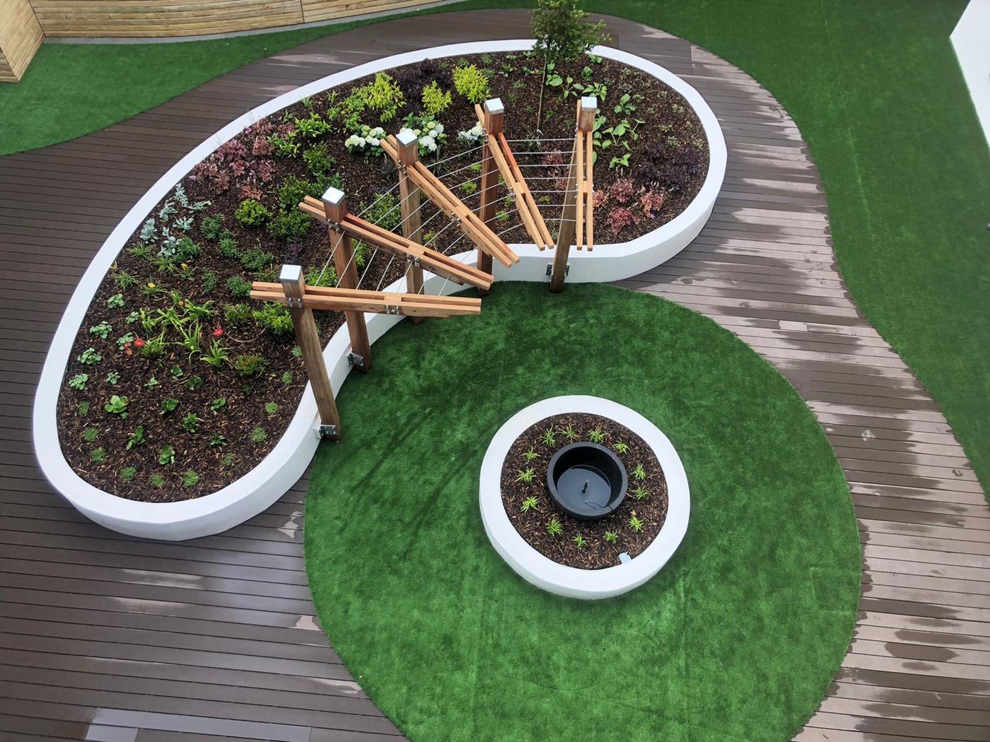 Retirement living courtyard project