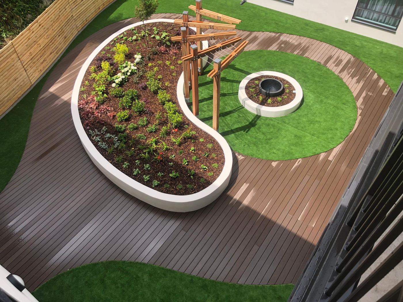 Retirement living courtyard project photo